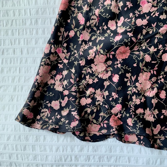 VTG 90s Y2K Betsy Johnson Silk Slip Dress Black Floral XS - Picture 5 of 15